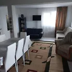 Casa De La Mare * كوستِنيست